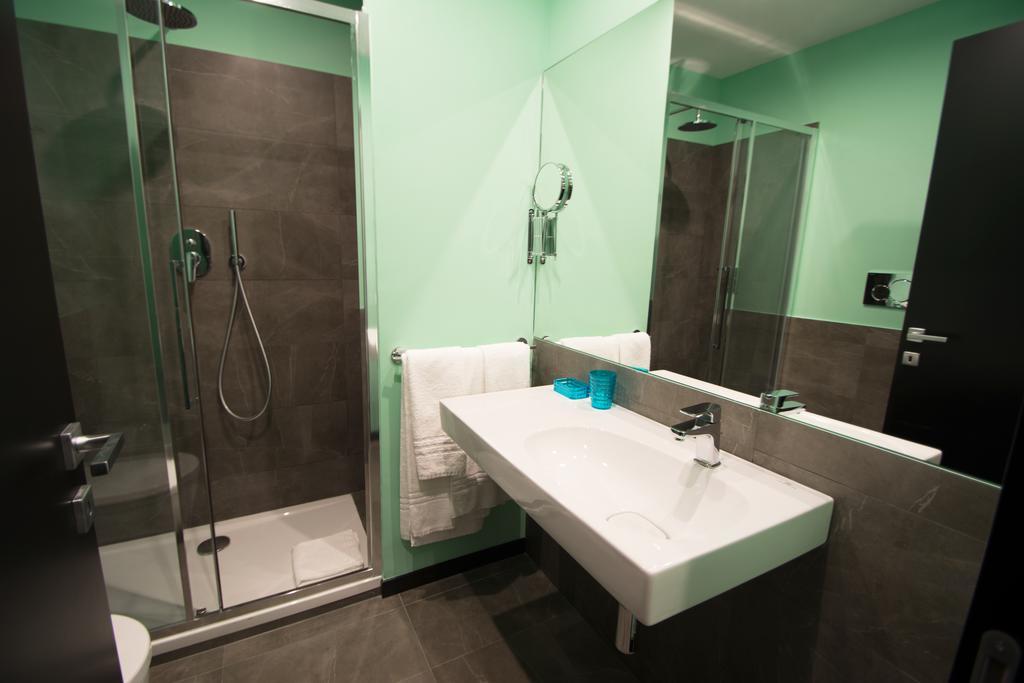 Capital Suite Rome Room photo