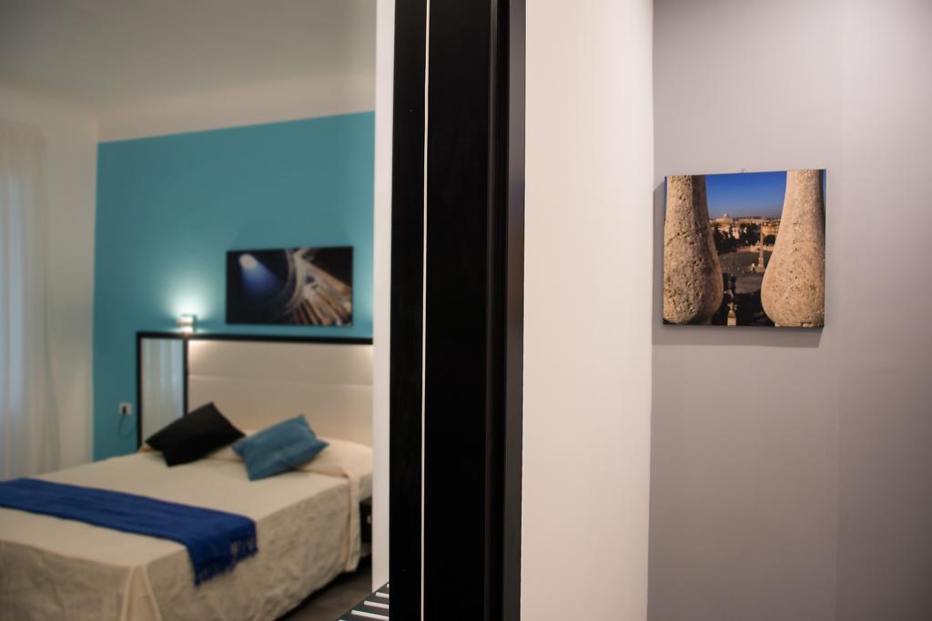 Capital Suite Rome Room photo